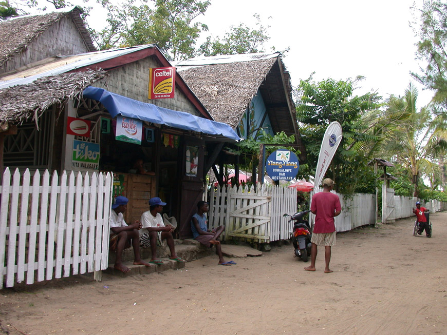 Ylang Ylang à Mahambo