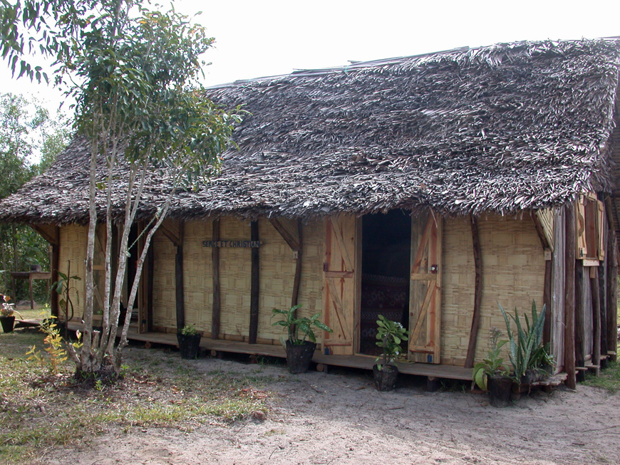 La maison de Thierry, gardien de Mitsinjo La maison du gardien à Mitsinjo